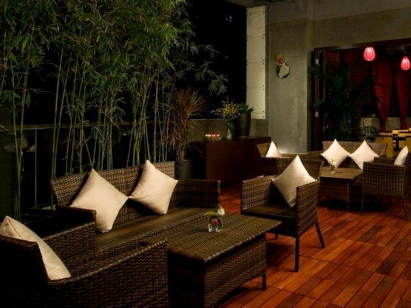 Khách sạn Lan Kwai Fong - Kau U Fong 4*