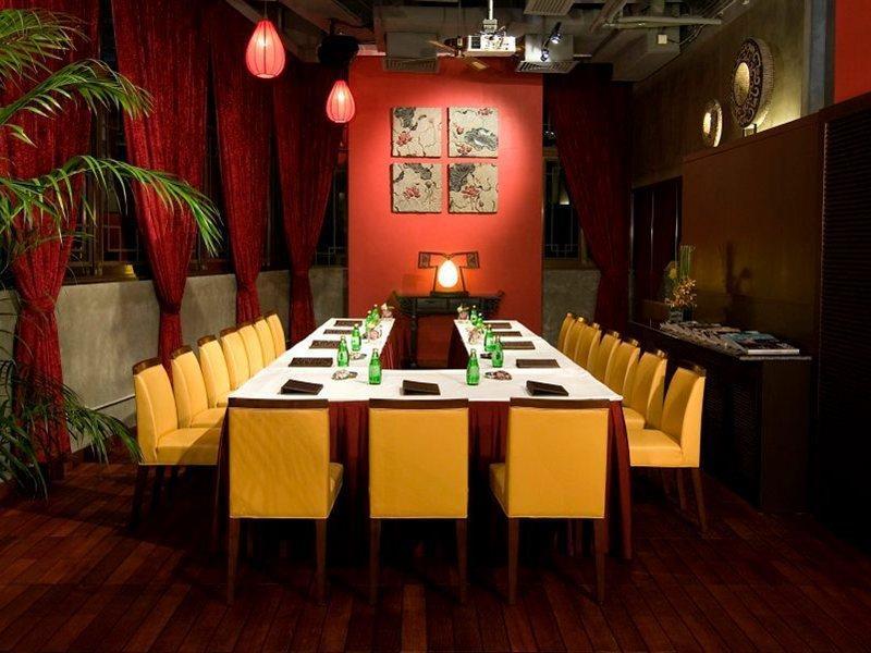 Lan Kwai Fong - Kau U Fong